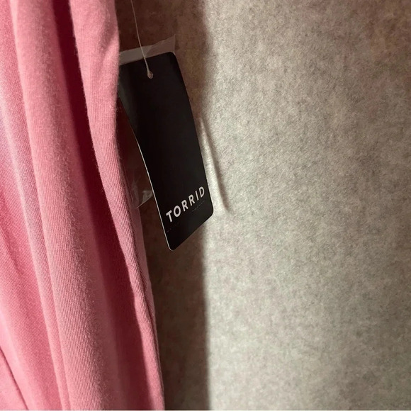 Torrid Super Soft Pink Lace Bell Sleeve Button Down V Neck Top - Picture 6 of 6